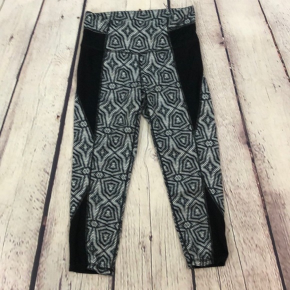 Athleta Pants - Athleta Crops